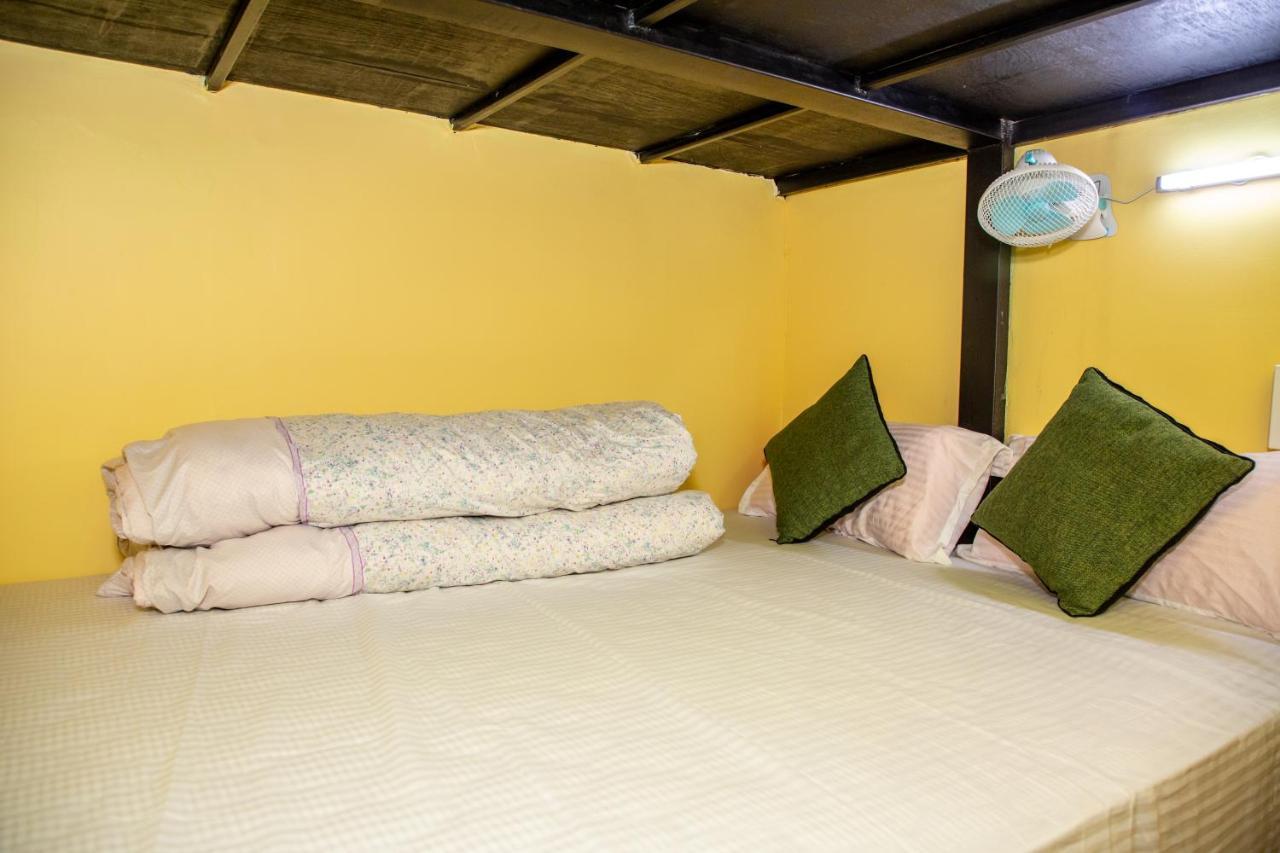 Trekkers Hostel Kathmandu Exterior photo